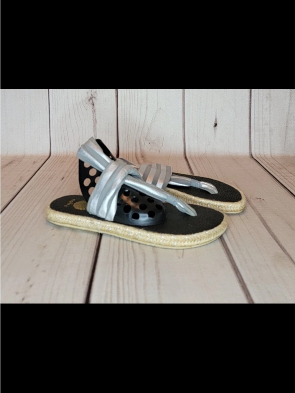 Nalho Memory Foam Yoga Mat Wrap espadrille Gray Silver Sandals Women’s Size 9
